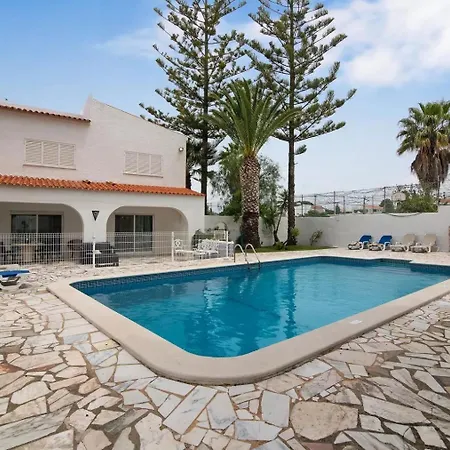 Vila Carvoeiro
